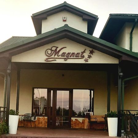 Hotel Magnat Glogow Malopolski Ngoại thất bức ảnh