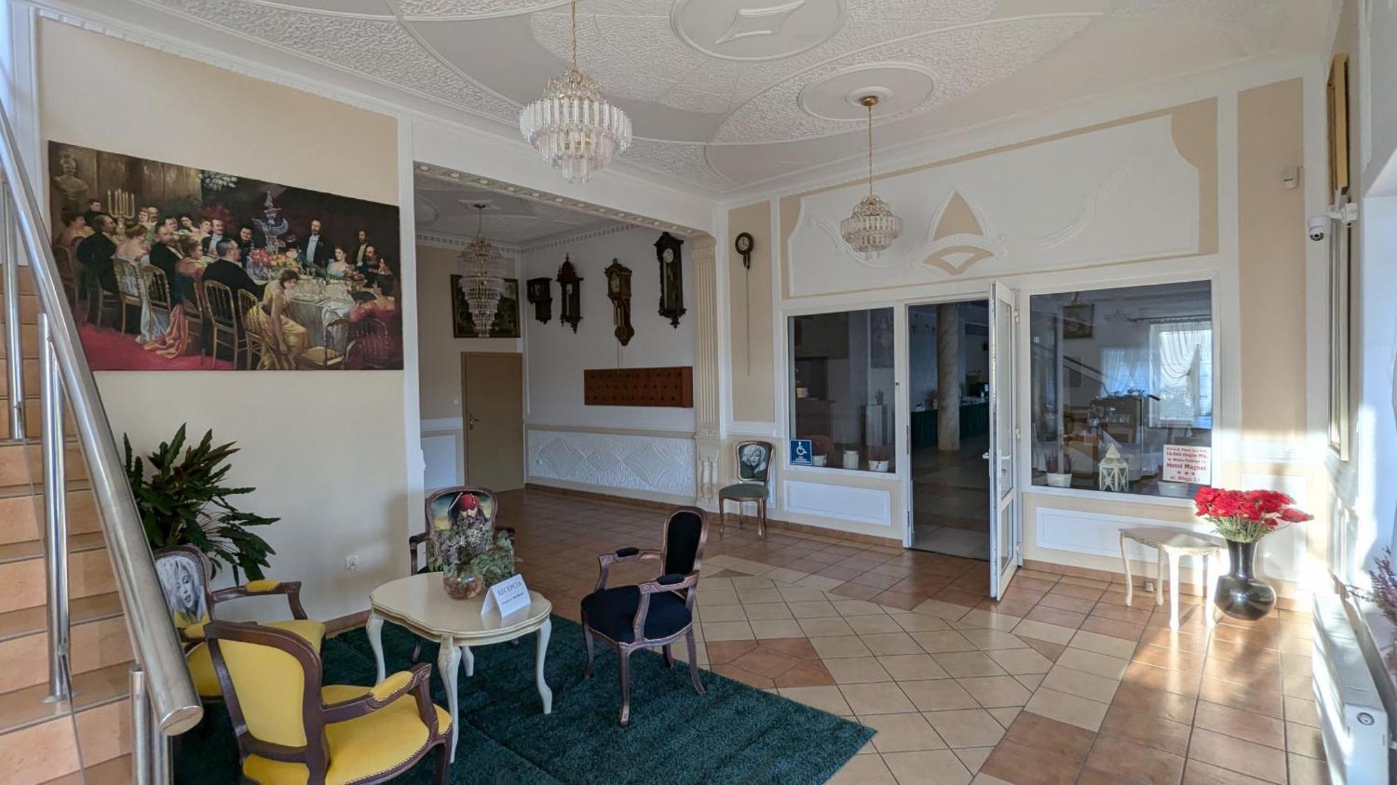Hotel Magnat Glogow Malopolski Ngoại thất bức ảnh