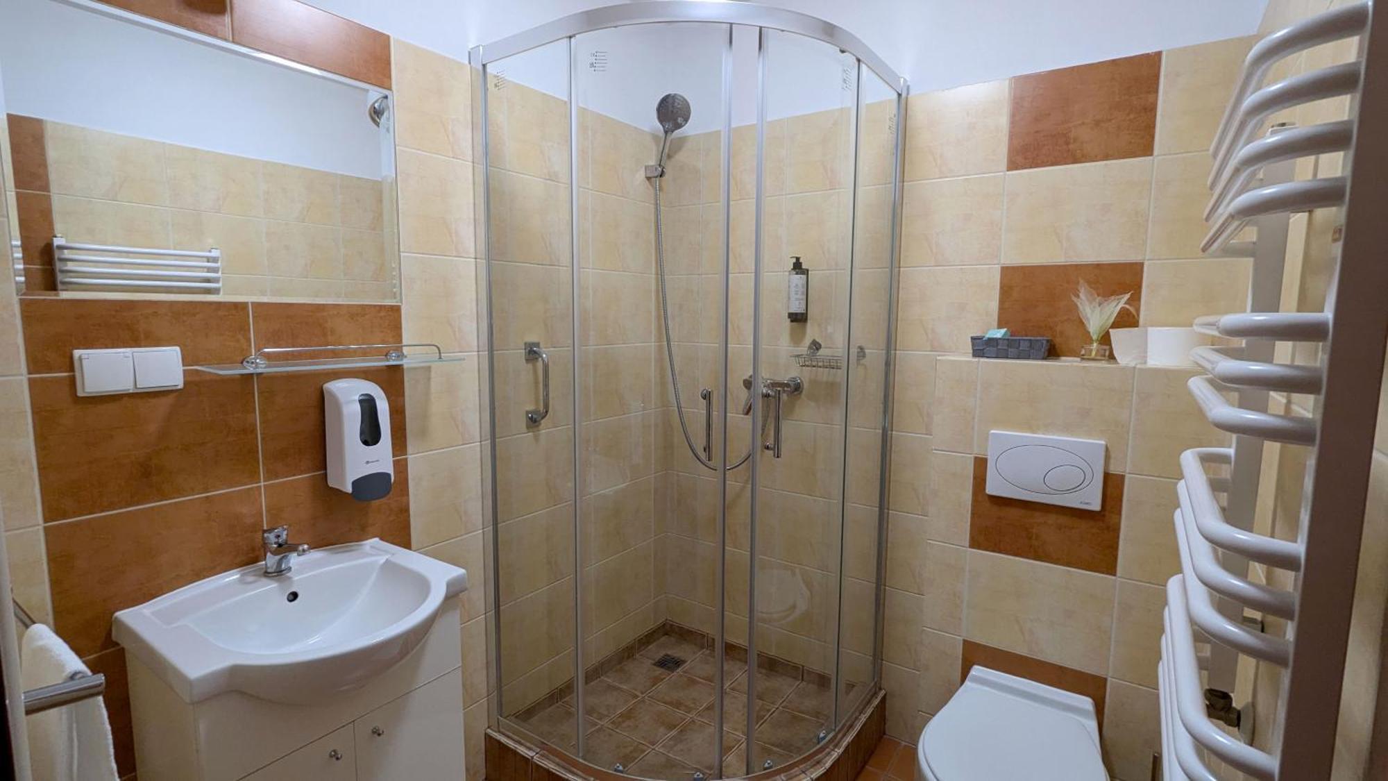 Hotel Magnat Glogow Malopolski Ngoại thất bức ảnh